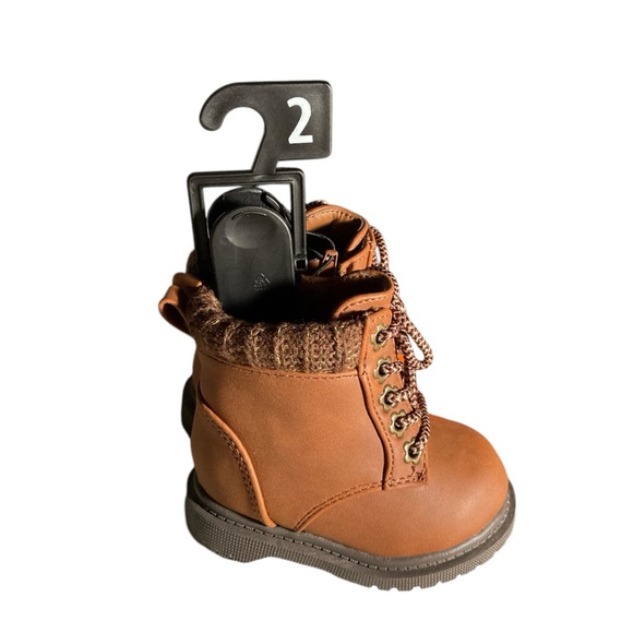 Wonder Nation Sweater Boots With Zipper - Picture 4 of 9